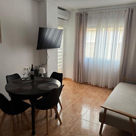 Almuden'S Green Apartment, High-Speed Free Wifi, 250M To Beach, The Center Of Torrevieja Exterior foto
