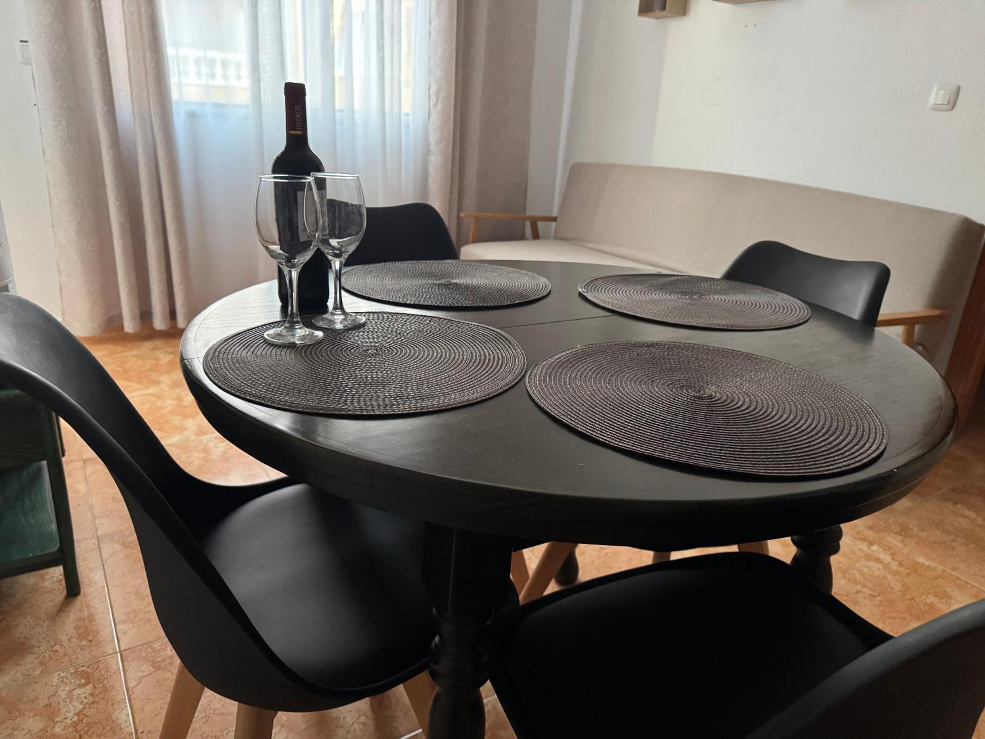 Almuden'S Green Apartment, High-Speed Free Wifi, 250M To Beach, The Center Of Torrevieja Exterior foto